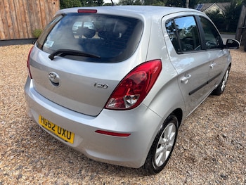 Used Hyundai i20 2013 for sale - 79074238: Photo