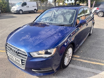 2015 (65) - 1.6 TDI Ultra 110 SE Technik 5dr