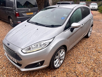Used Ford Fiesta 2016 for sale - 75955190: Photo
