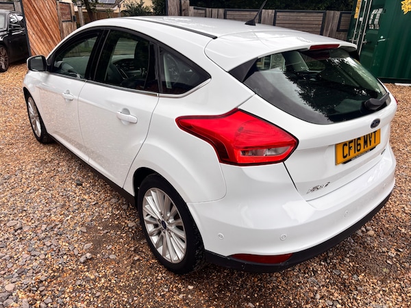 Used Ford Focus 2016 for sale - 74853474: Photo 5