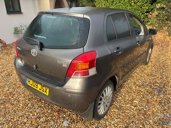 Used Toyota Yaris 2009 for sale - 76411921: Photo