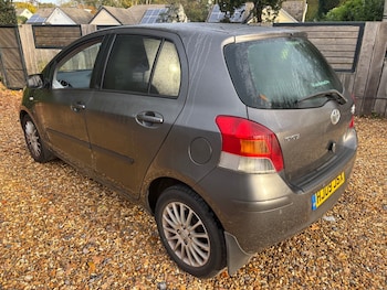 Used Toyota Yaris 2009 for sale - 76411921: Photo