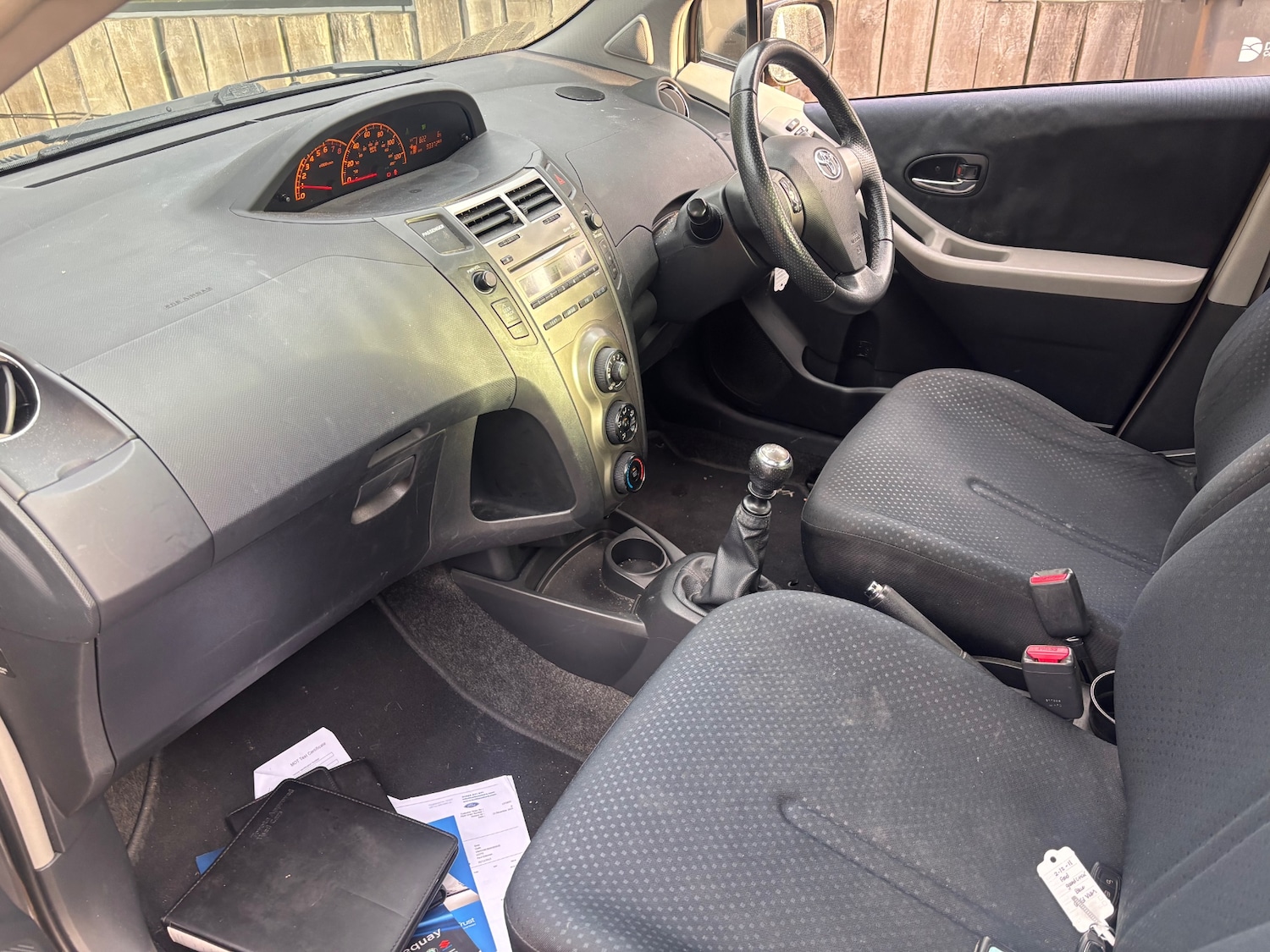 Used Toyota Yaris 2009 for sale - 76411921: Photo 6