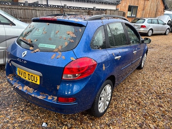 Used Renault Clio 2010 for sale - 76945505: Photo