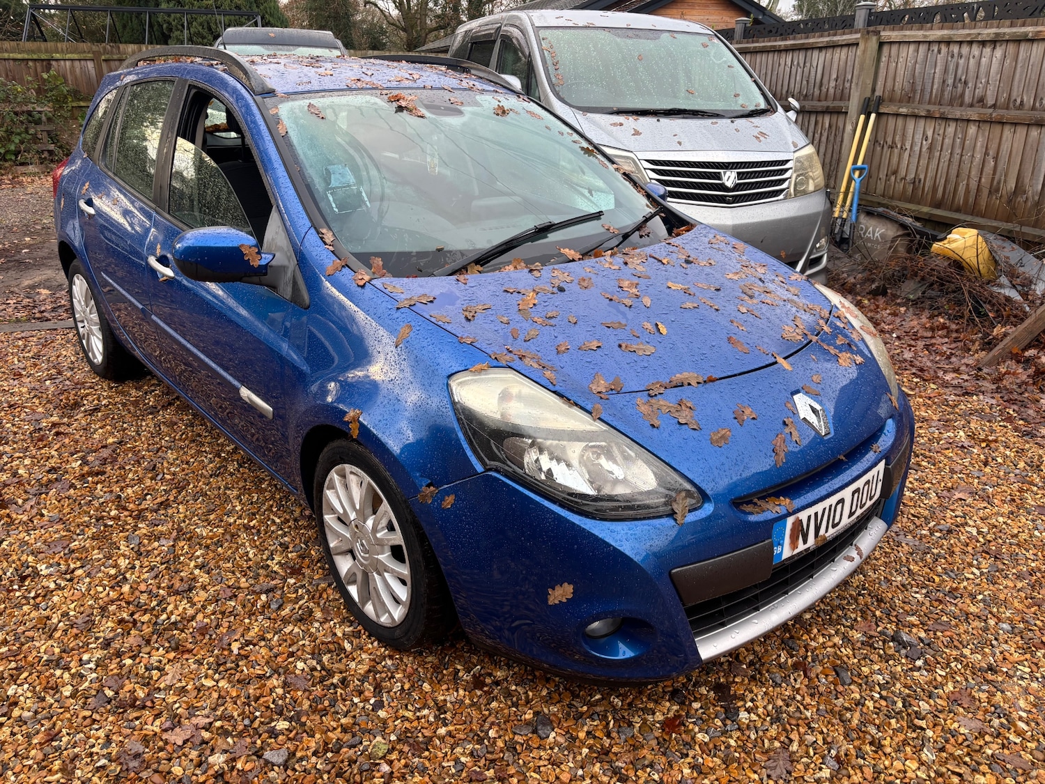 Used Renault Clio 2010 for sale - 76945505: Photo 6