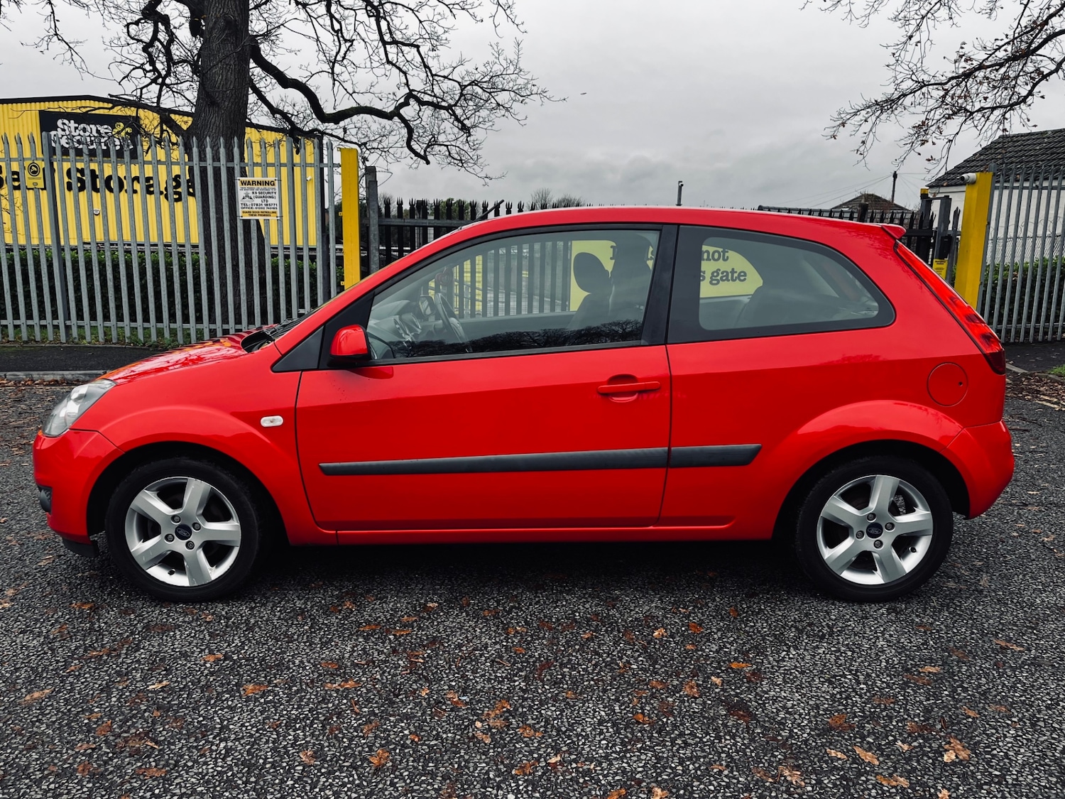 Used Ford Fiesta 2006 for sale - 76879567: Photo 2