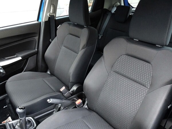 Used Suzuki Swift 2023 for sale - 76093117: Photo 15
