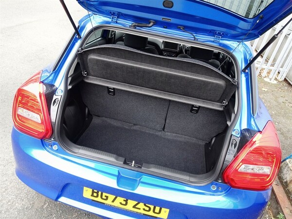 Used Suzuki Swift 2023 for sale - 76093117: Photo 19
