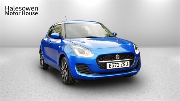 Used Suzuki Swift 2023 for sale - 76093117: Photo 1