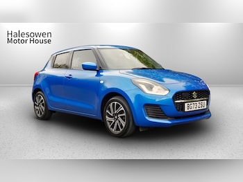 Used Suzuki Swift 2023 for sale - 76093117: Photo 2