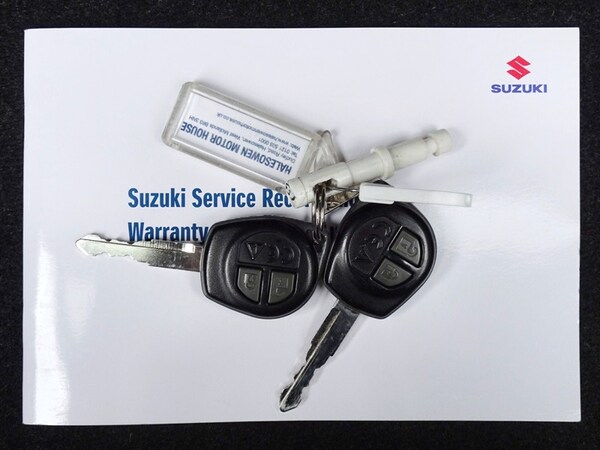 Used Suzuki Swift 2023 for sale - 76093117: Photo 9