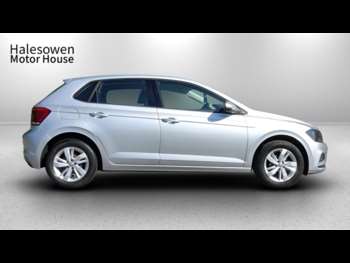 Used Volkswagen Polo 2018 for sale - 74588888: Photo