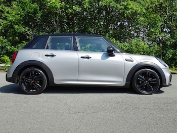 Used MINI Hatch 2023 for sale - 78944299: Photo