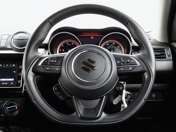 Used Suzuki Swift 2023 for sale - 76224248: Photo 17