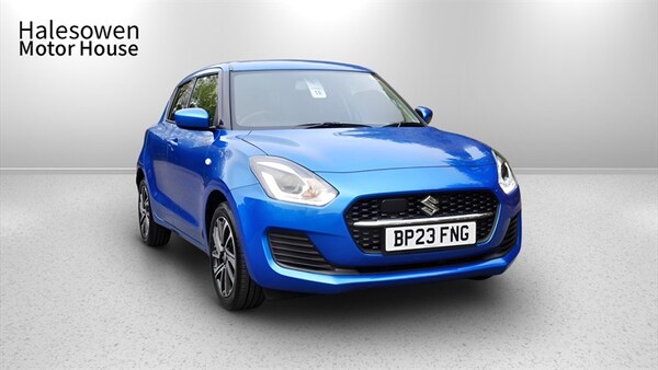 Used Suzuki Swift 2023 for sale - 76224248: Photo 1