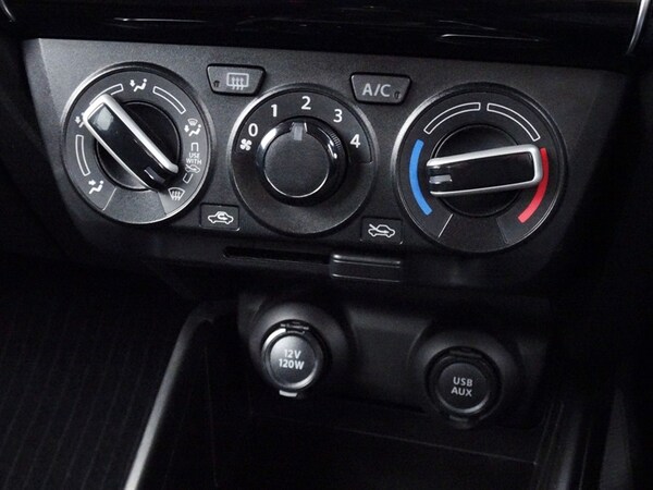 Used Suzuki Swift 2023 for sale - 76224248: Photo 25