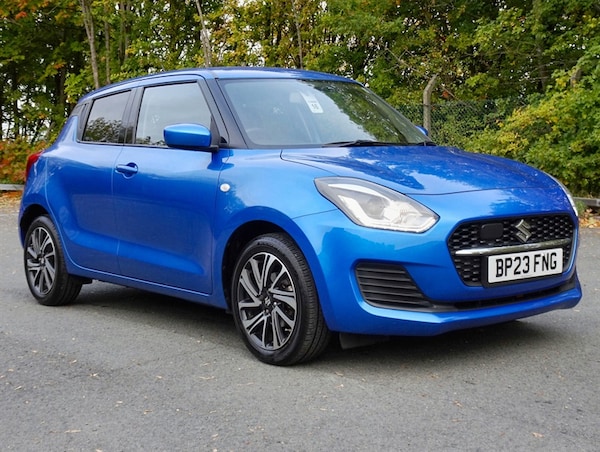 Used Suzuki Swift 2023 for sale - 76224248: Photo 2