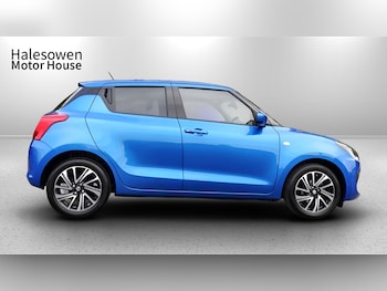Used Suzuki Swift 2023 for sale - 76224248: Photo 3
