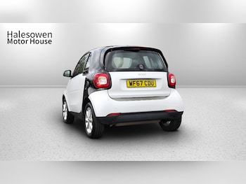 Used smart fortwo 2017 for sale - 78483419: Photo