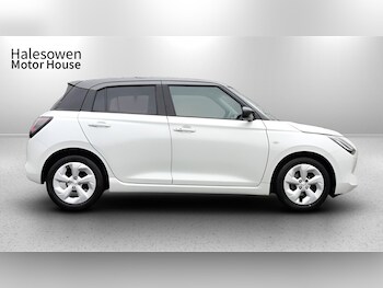 Used Suzuki Swift 2024 for sale - 78483485: Photo