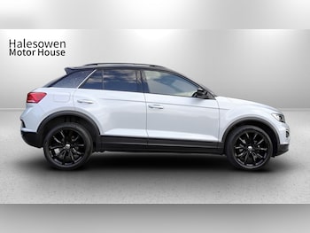 Used Volkswagen T-Roc 2021 for sale - 79371350: Photo