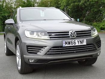 Used Volkswagen Touareg 2016 for sale - 79222401: Photo