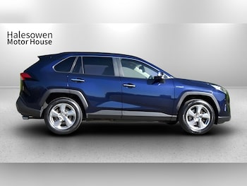 Used Toyota RAV4 2019 for sale - 79410007: Photo