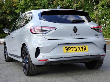 Used Renault Clio 2023 for sale - 75844106: Photo