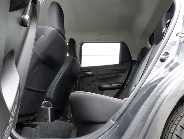 Used Suzuki Swift 2017 for sale - 76211058: Photo 14