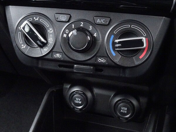 Used Suzuki Swift 2017 for sale - 76211058: Photo 24