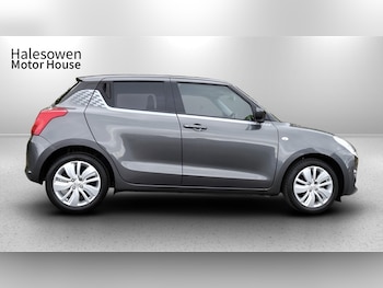 Used Suzuki Swift 2017 for sale - 76211058: Photo 3