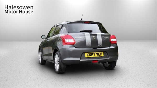 Used Suzuki Swift 2017 for sale - 76211058: Photo 4