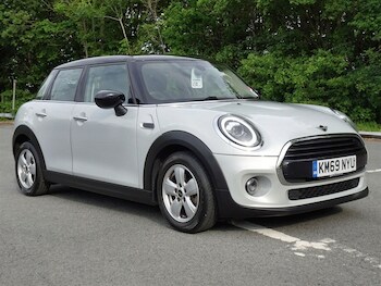 Used MINI Hatch 2019 for sale - 78683008: Photo