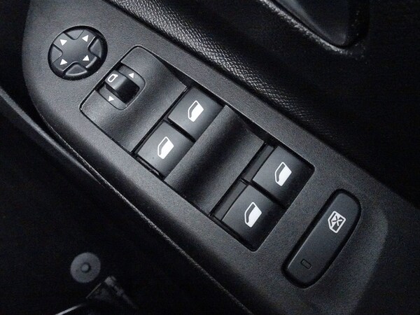 Used Vauxhall Corsa 2022 for sale - 76009669: Photo 32