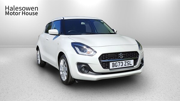 Used Suzuki Swift 2023 for sale - 75078639: Photo 1
