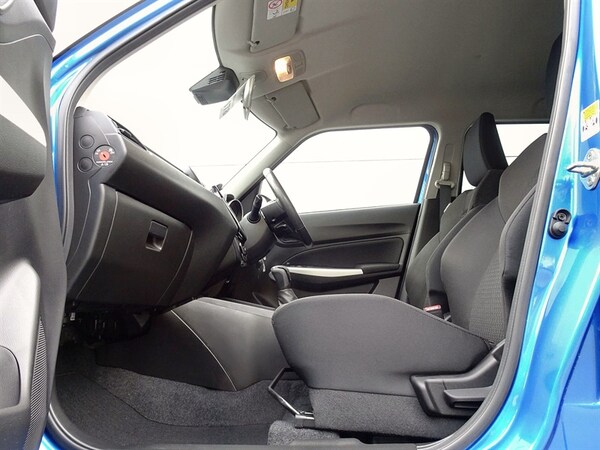 Used Suzuki Swift 2023 for sale - 76197415: Photo 12