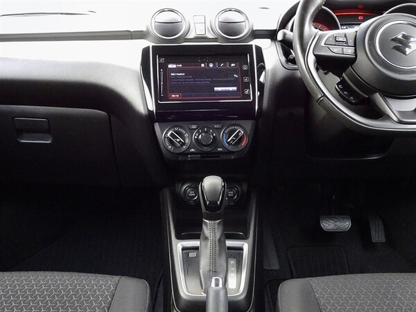 Used Suzuki Swift 2023 for sale - 76197415: Photo 15