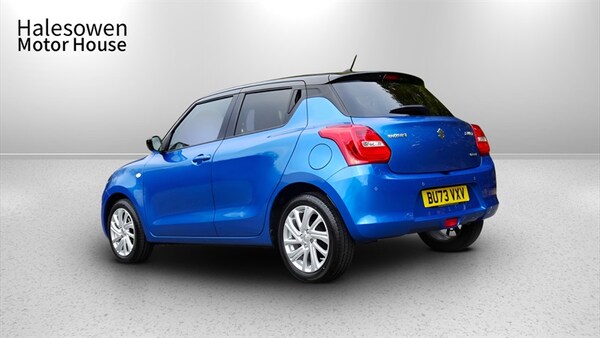 Used Suzuki Swift 2023 for sale - 76197415: Photo 5