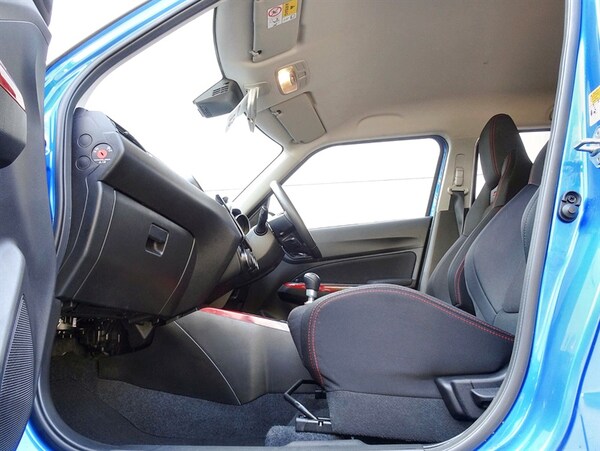 Used Suzuki Swift 2022 for sale - 75203318: Photo 12