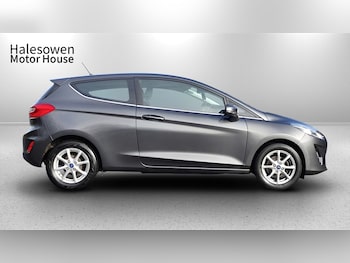 Used Ford Fiesta 2018 for sale - 78806931: Photo