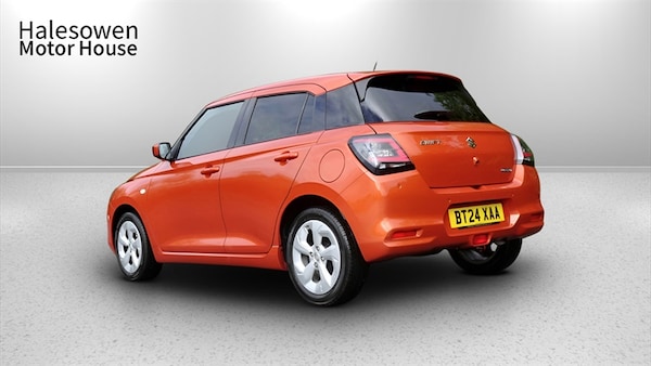 Used Suzuki Swift 2024 for sale - 75728428: Photo 5