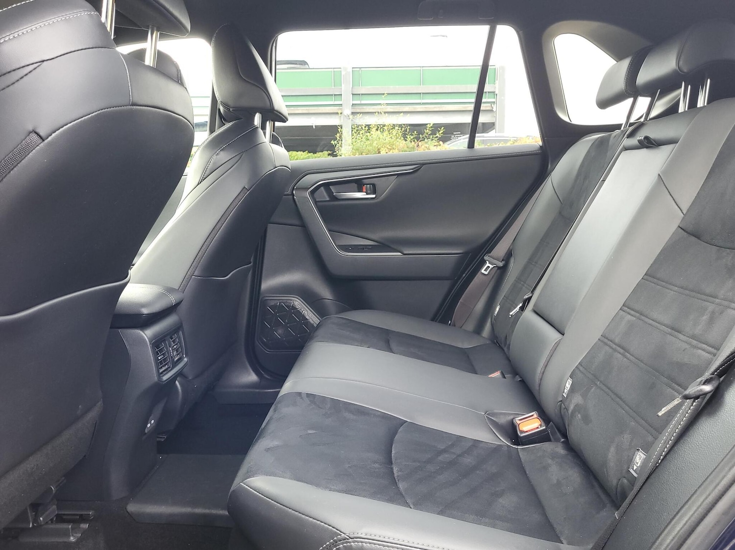 Used Toyota RAV4 2024 for sale - 76139786: Photo 12