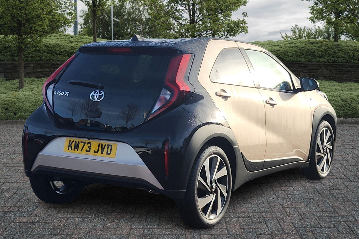 Used Toyota Aygo X 2023 for sale - 76315681: Photo 2