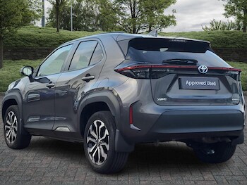 Used Toyota Yaris 2022 for sale - 76315676: Photo