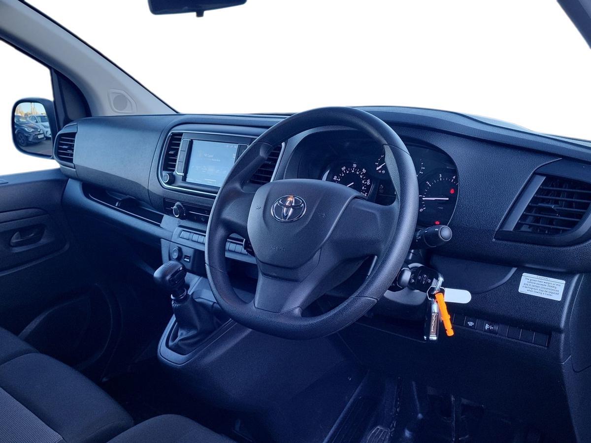 Used Toyota ProAce 2023 for sale - 76800577: Photo 12