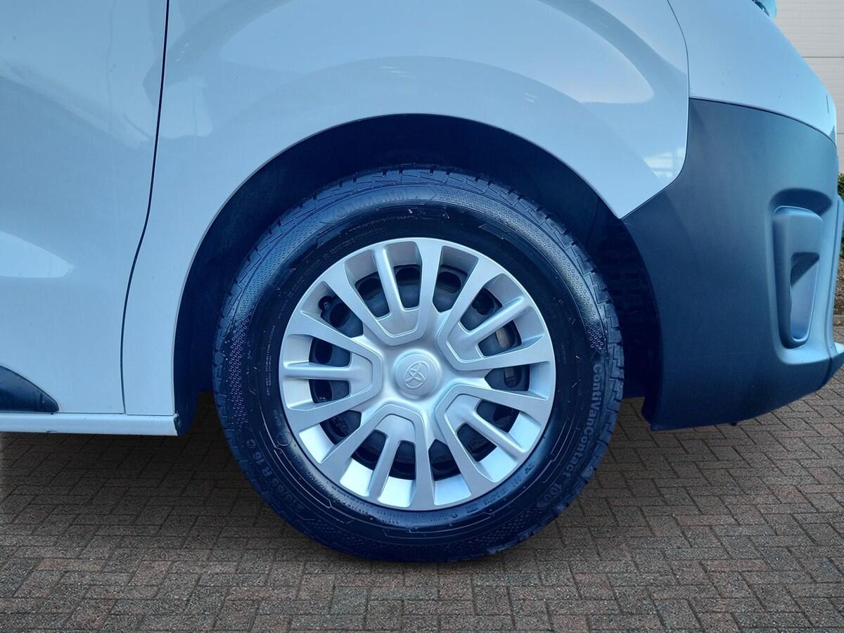 Used Toyota ProAce 2023 for sale - 76800577: Photo 6