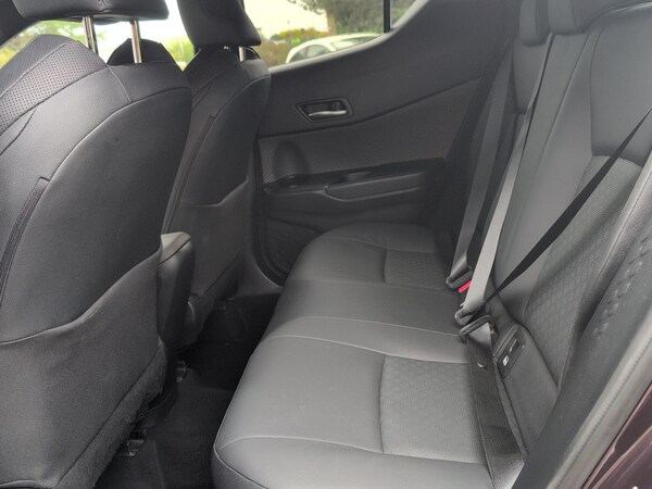 Used Toyota C-HR 2022 for sale - 76017680: Photo 12