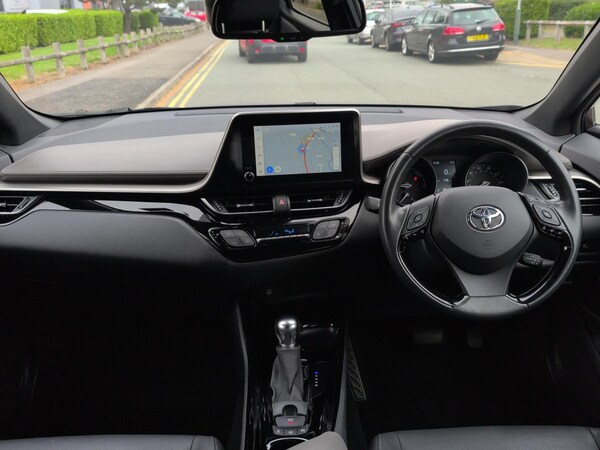 Used Toyota C-HR 2022 for sale - 76017680: Photo 5