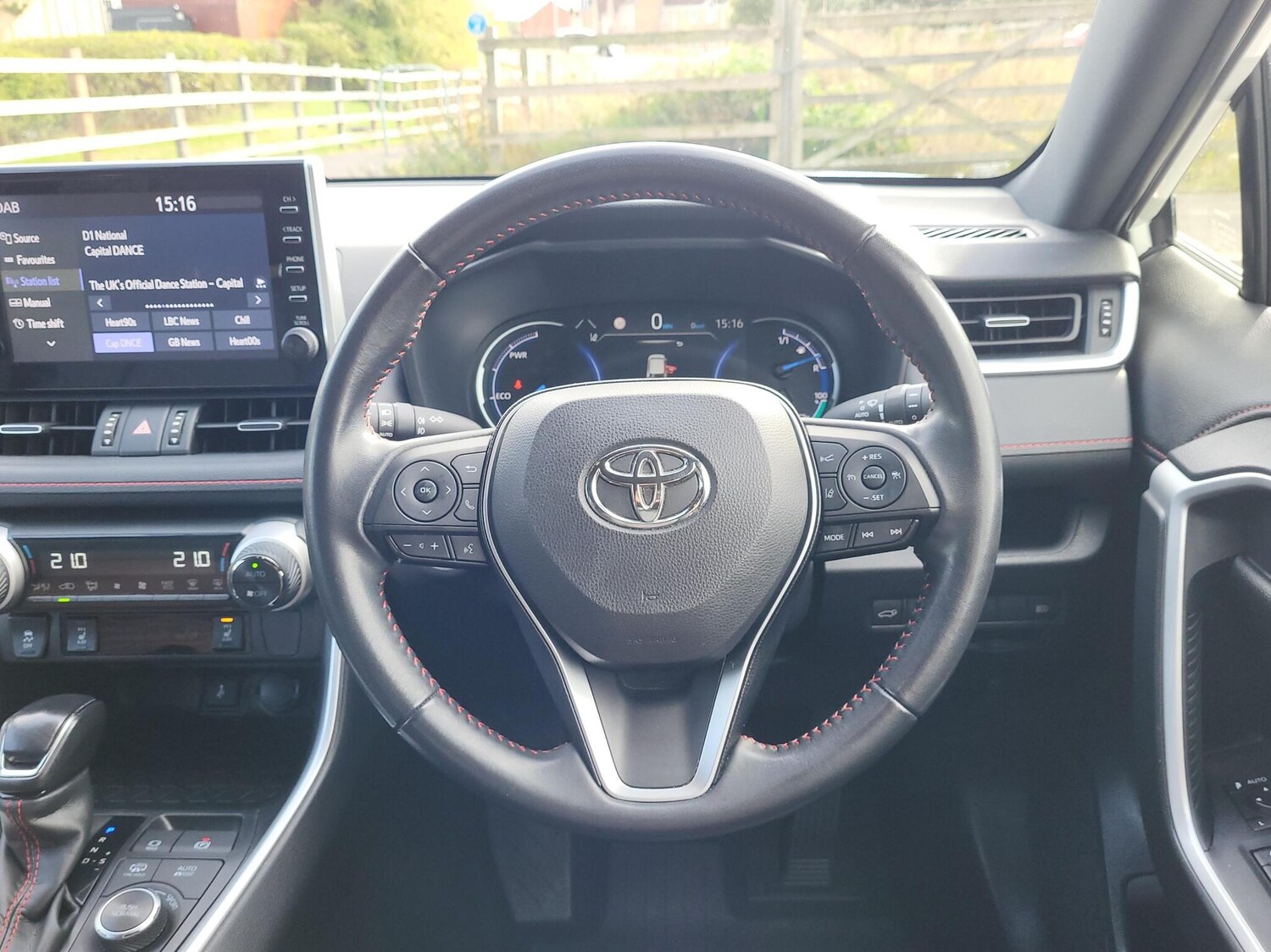 Used Toyota RAV4 2022 for sale - 75698037: Photo 6