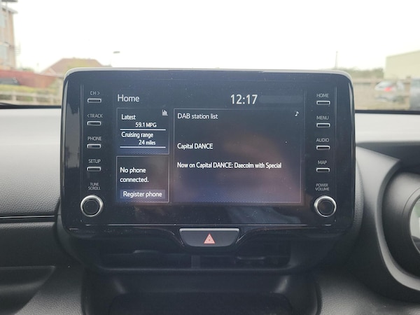 Used Toyota Yaris 2023 for sale - 75590475: Photo 7